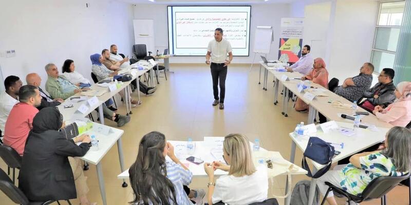 نظم مركز الأمم المتحدة للتدريب والتوثيق في مجال حقوق الإنسان لجنوب غرب آسيا والمنطقة العربية بالتعاون مع معهد الاعلام الأردني دورة تدريبية إقليمية حول "معايير ومبادئ حقوق الإنسان المتعلقة بالعمل الصحفي والإعلامي" في الفترة من 7 إلى 10 أغسطس/أب 2023 في عمان بالأردن.